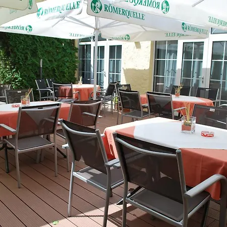 Restaurant Lauriacum 4*